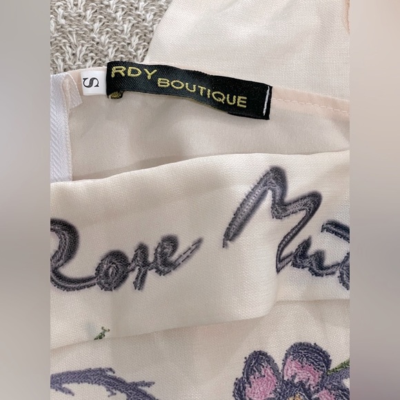 RDY Boutique - Bodice Puff Sleeve Floral Crop Top (S) NWT - Picture 9 of 9